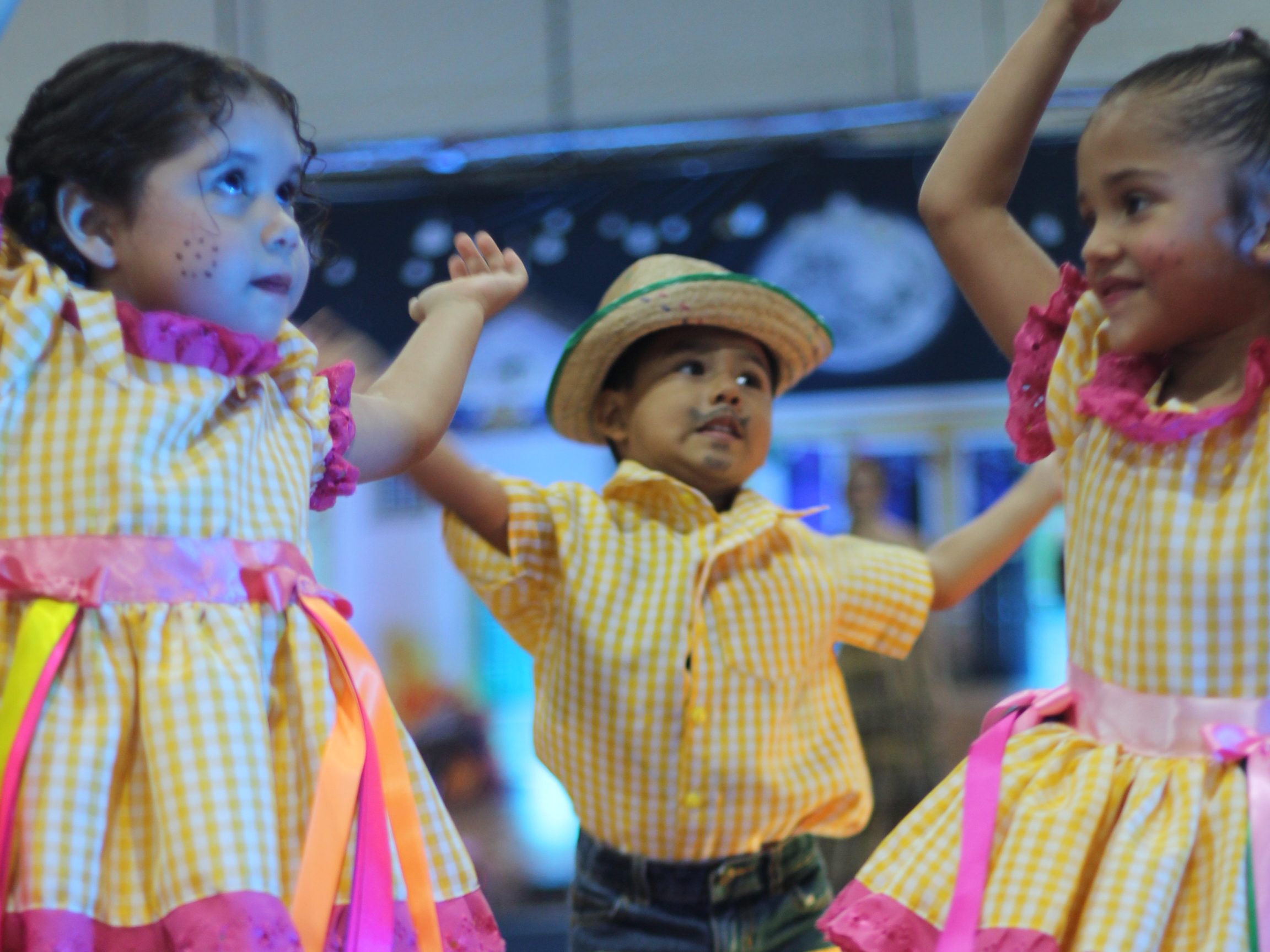 São João do CEV Colégio Parnaíba celebra tradição, cultura e integração